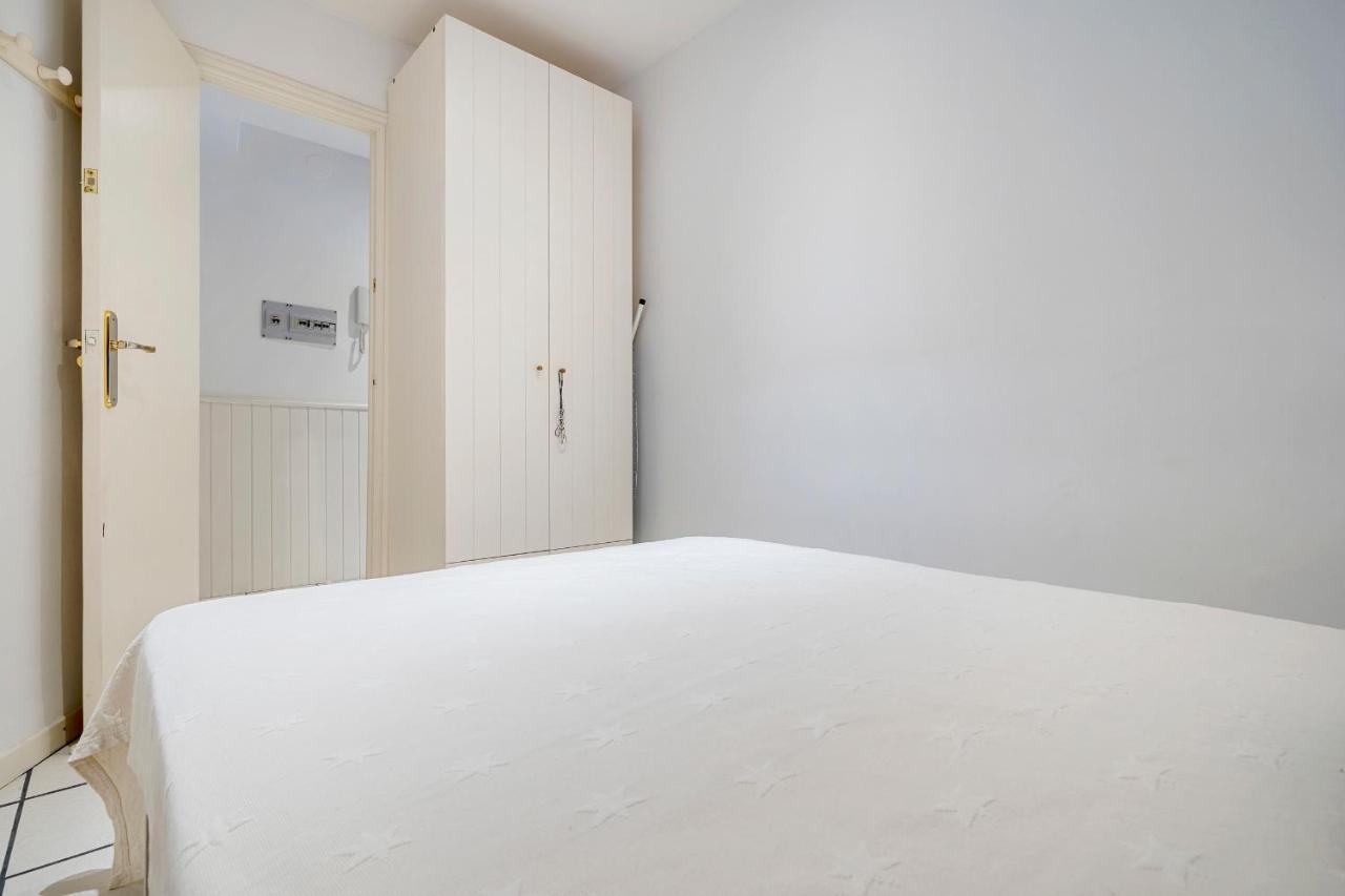 Hauzify I Apartament Capellans 萨洛 外观 照片